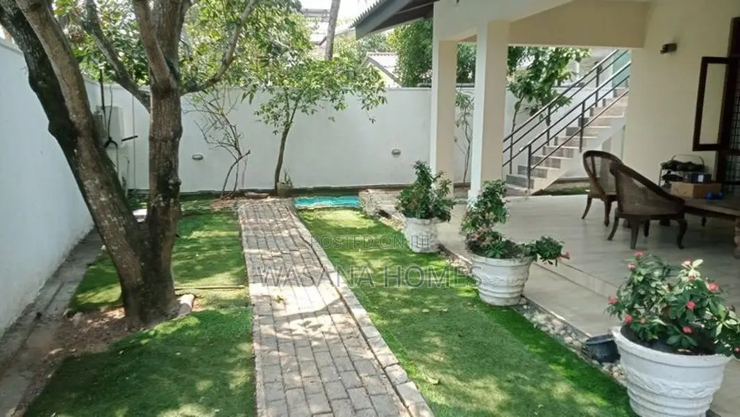 Neat House for sale Boralesgamuwa