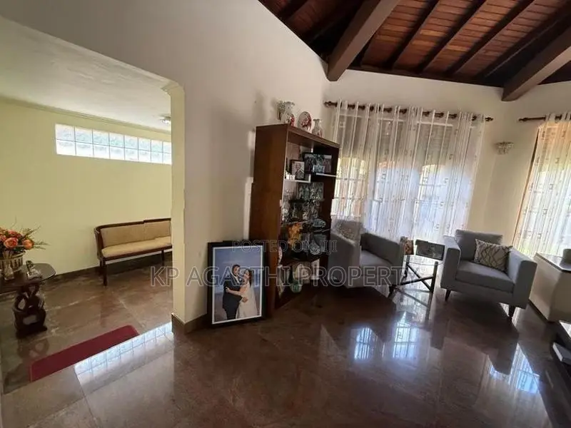 House for Sale in Colombo 6