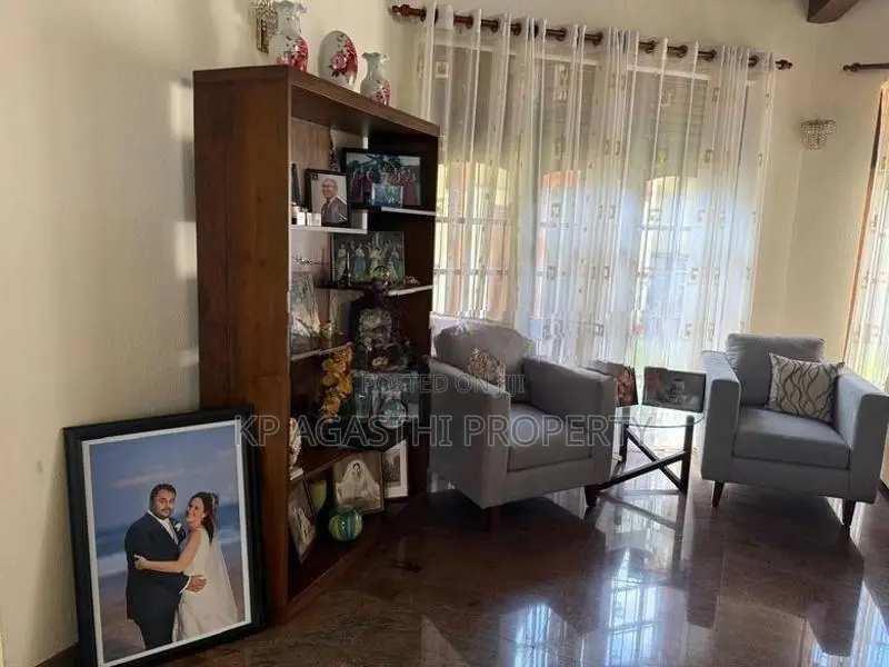 House for Sale in Colombo 6