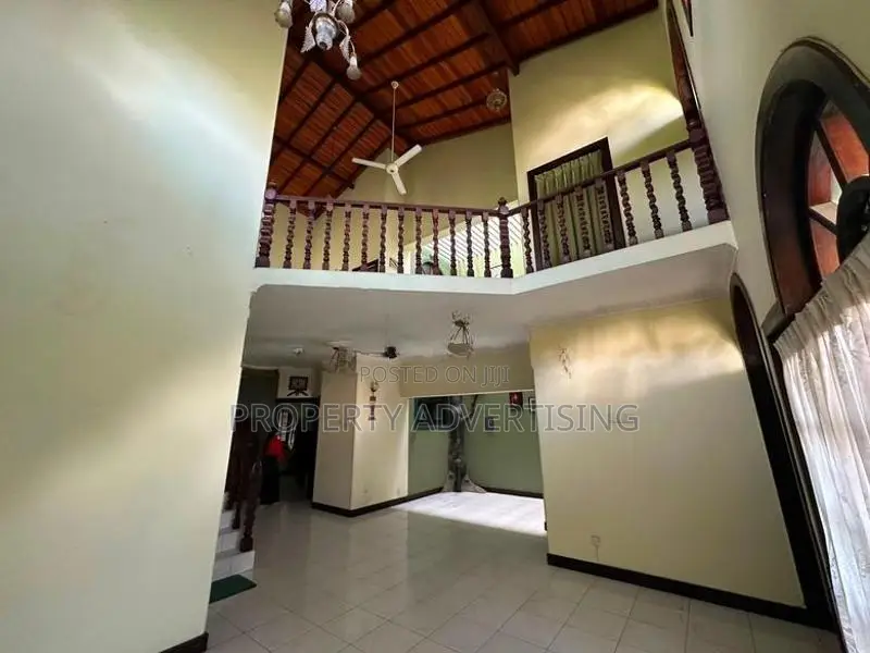 33 Perch House for Sale in Thalahena - Malabe