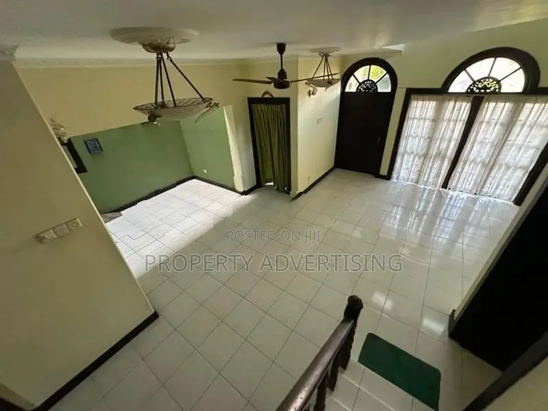 33 Perch House for Sale in Thalahena - Malabe