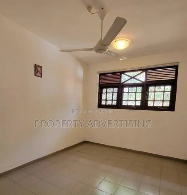 House for Sale in Gorakana