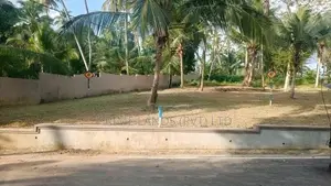 කඩවත ,ගෝනහේන වෑබඩ පාරින් ව්‍යාපාරික ඉඩමක්