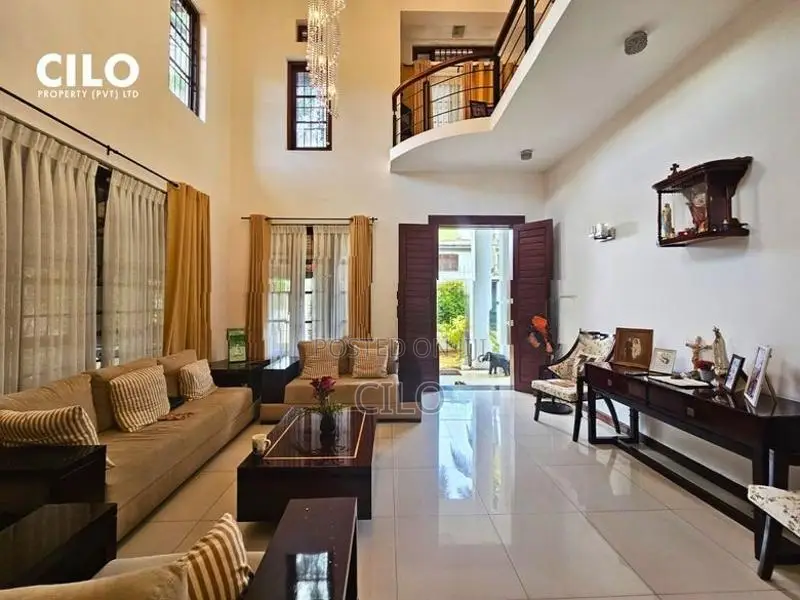 Luxury 5 Br House for Sale – Ethul Kotte
