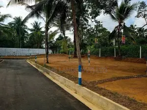 Land in Waboda Kumarasinghe mawatha