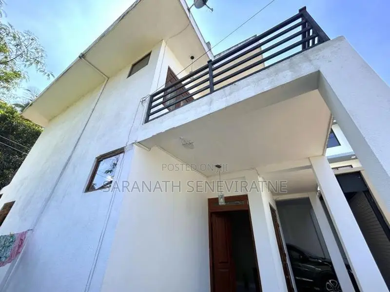 2 Storied House Built in Prime Land Off Galwarusa Rd Athurugiriya