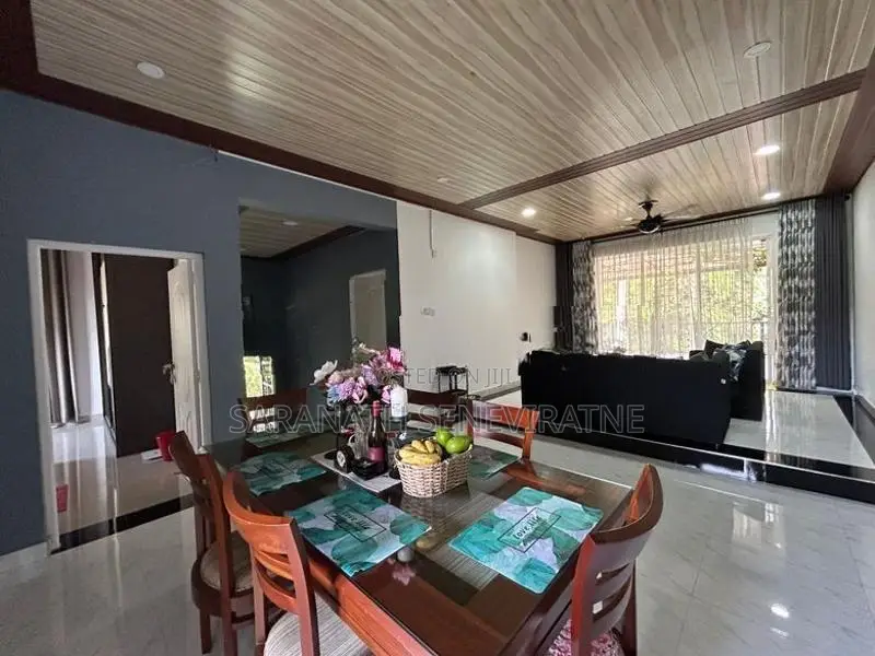 Luxury House in Katunayake with Rental Income - Good Investment