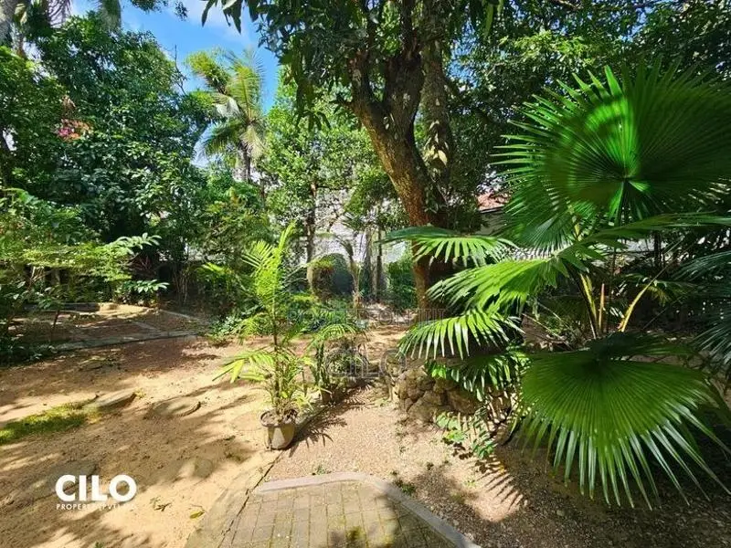 24 Perch Land with House for Sale – Koswatta Road, Nawala