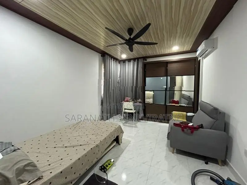 Luxury House in Katunayake with Rental Income - Good Investment
