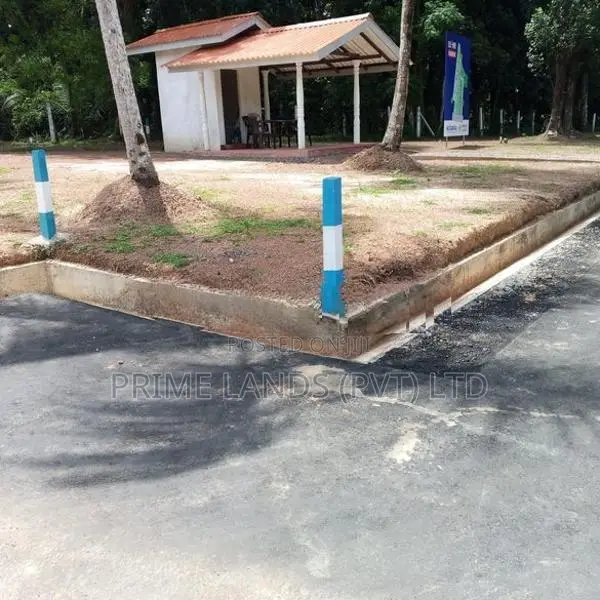 Land for sale in Minuwangoda