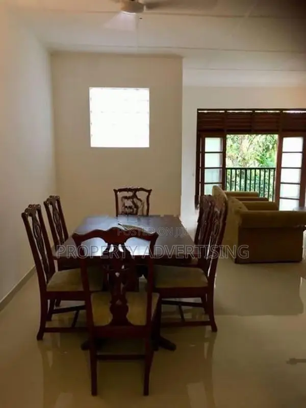 10 Rooms Villa for Rent in Mount Lavinia