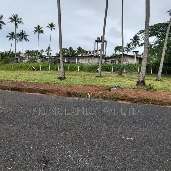 පැල්ලන්දෙණිය හන්දියෙන්ම සුපිරි ඉඩමක්