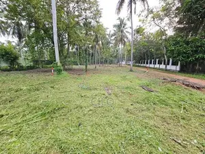 පන්නල – නුගවැල හන්දිය අසල පර්චස් 15 බිම් කොටස් විකිණීමට