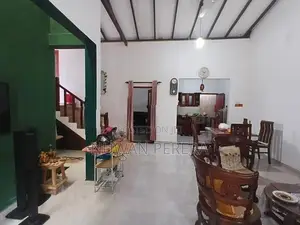 Piliyandala Dampe 3 BR newly build house for sale .