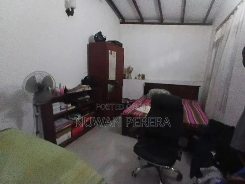 Piliyandala Dampe 3 BR newly build house for sale .