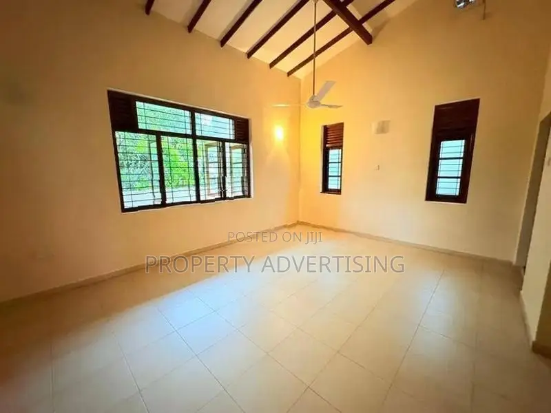 House for Sale Boralasgamuwa