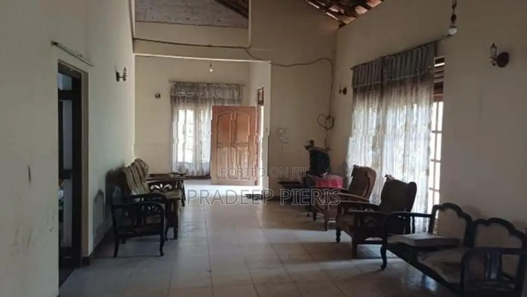 Valuable House for Sale Piliyandala
