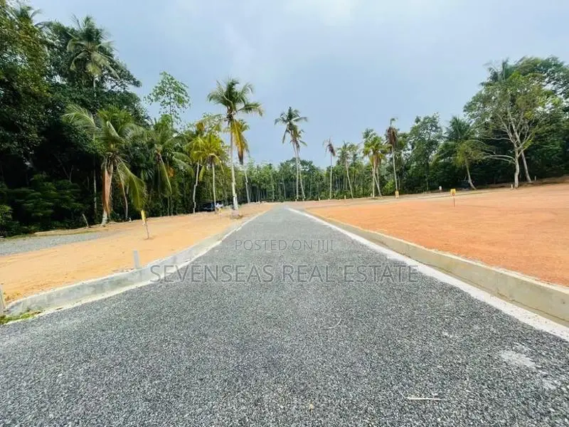 10 Perch Residential Land Plots for Sale in Ja Ela
