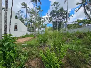 10P Prime Land for Sale – Thalawathugoda