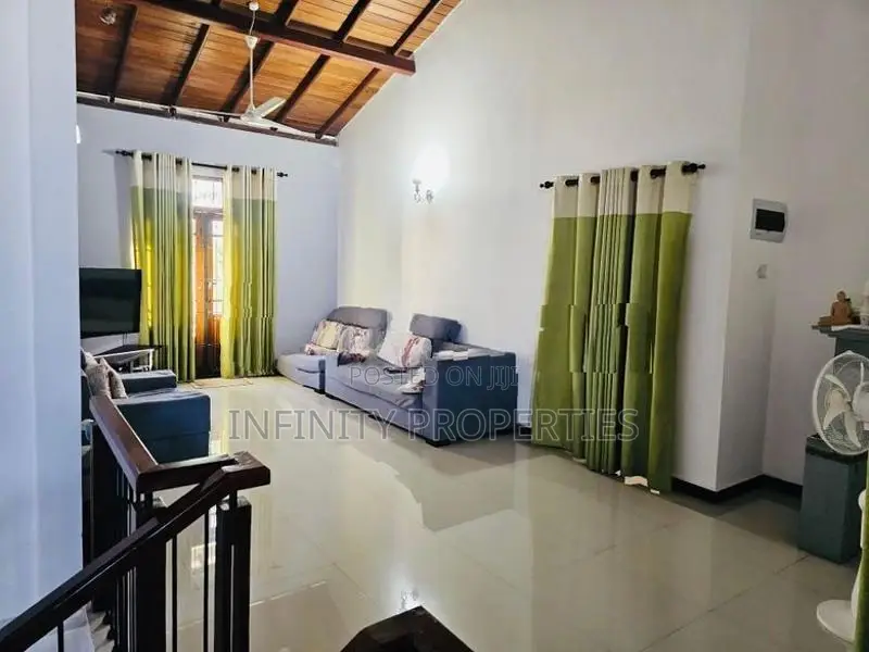 (AF072) Two story House for sale in Athurugiriya