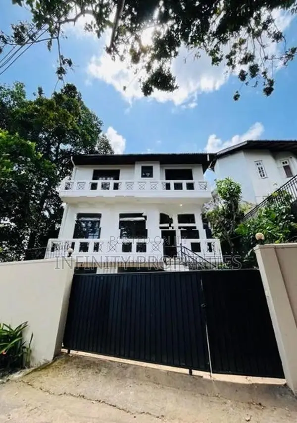 (AF078) For Sale – Spacious Multi-Level Residence in Battaramulla