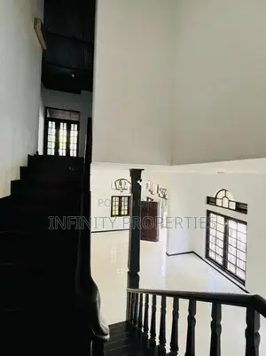 (AF078) For Sale – Spacious Multi-Level Residence in Battaramulla