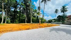 Yakkala Valuable Land for Sale