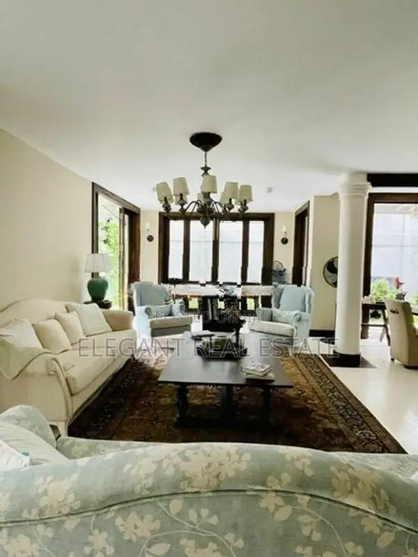 04 Bedroom Furnished House for Rent in Colombo 05 (A1388)