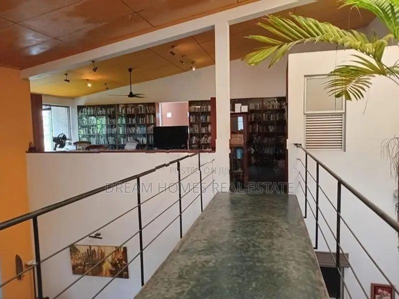 Architect-Designed Family Home for Sale – Thalawathugoda