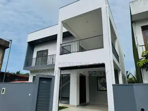 Modern Luxury Brand New House for Sale in Piliyandala