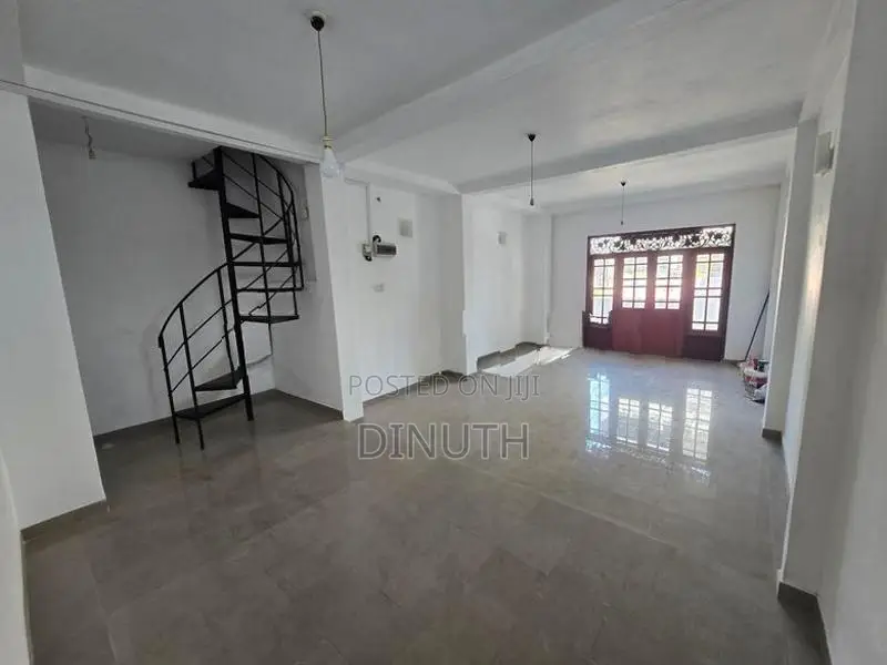 Commercial Building for Rent Kalutara