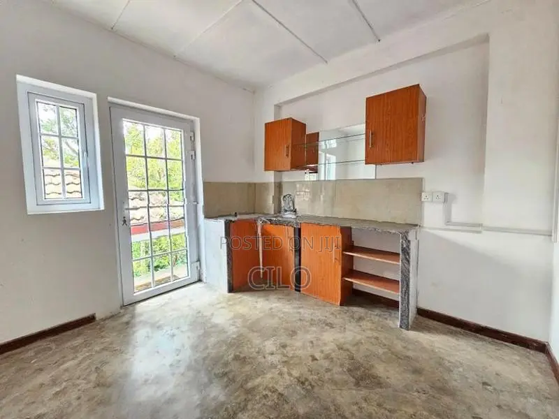 5BR House for Rent in Nawala