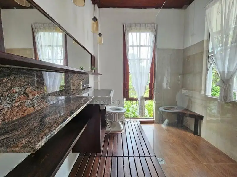 5BR House for Rent in Nawala