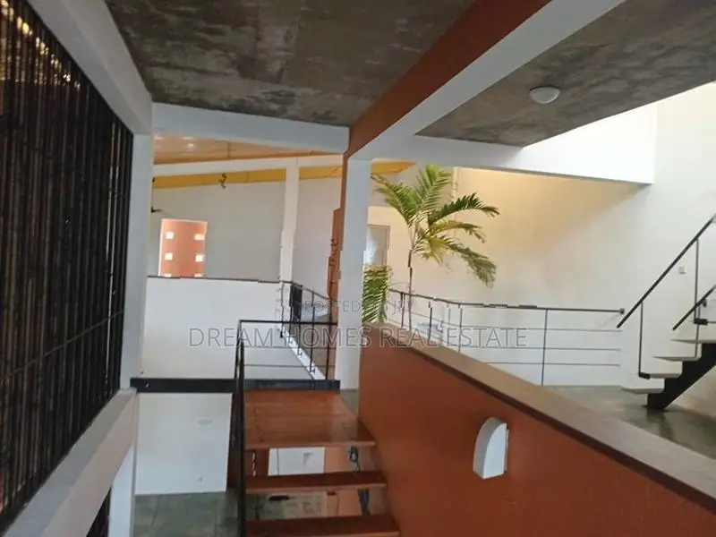Architect-Designed Family Home for Sale – Thalawathugoda