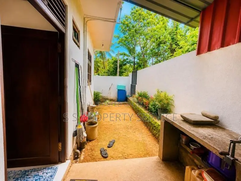 Kadawatha House for Sale (SSPH-426)