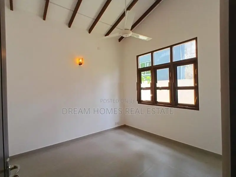 Brand New Modern House for Sale – Kahathuduwa, Piliyandala