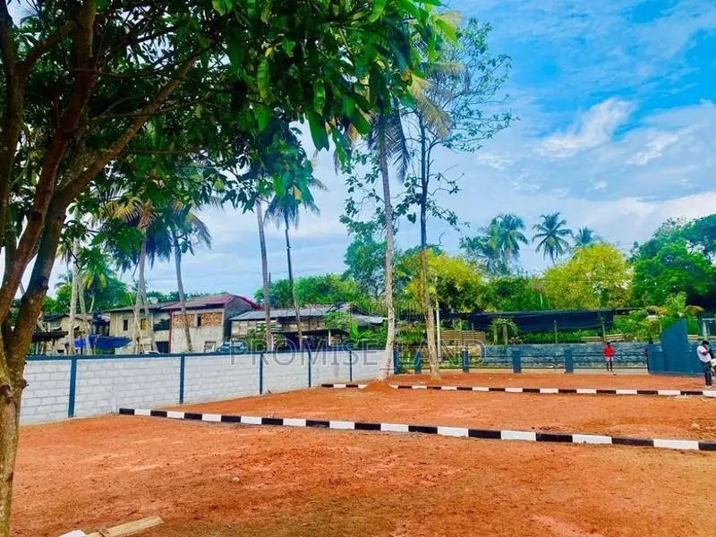 Land for Sale Near Wadduwa Beach | K27