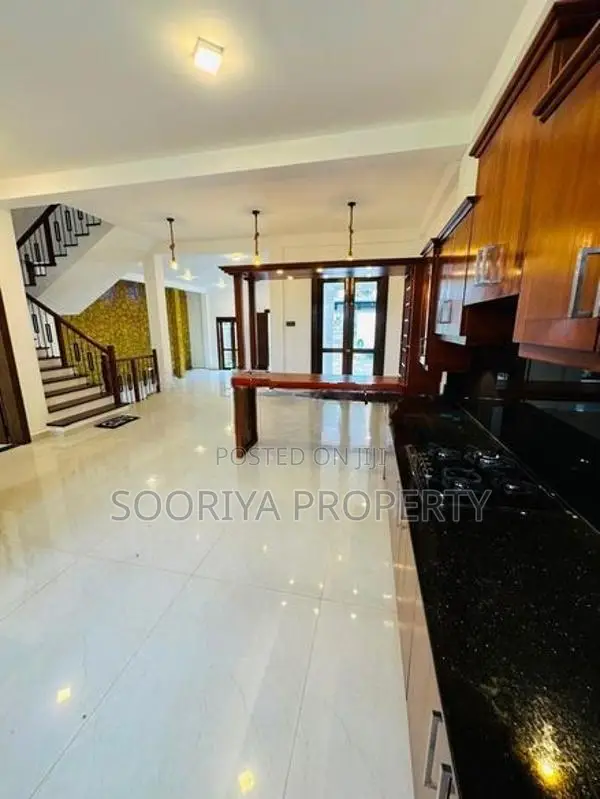 Modern Super Luxury Brand New House for Sale in Boralesgamuwa Town