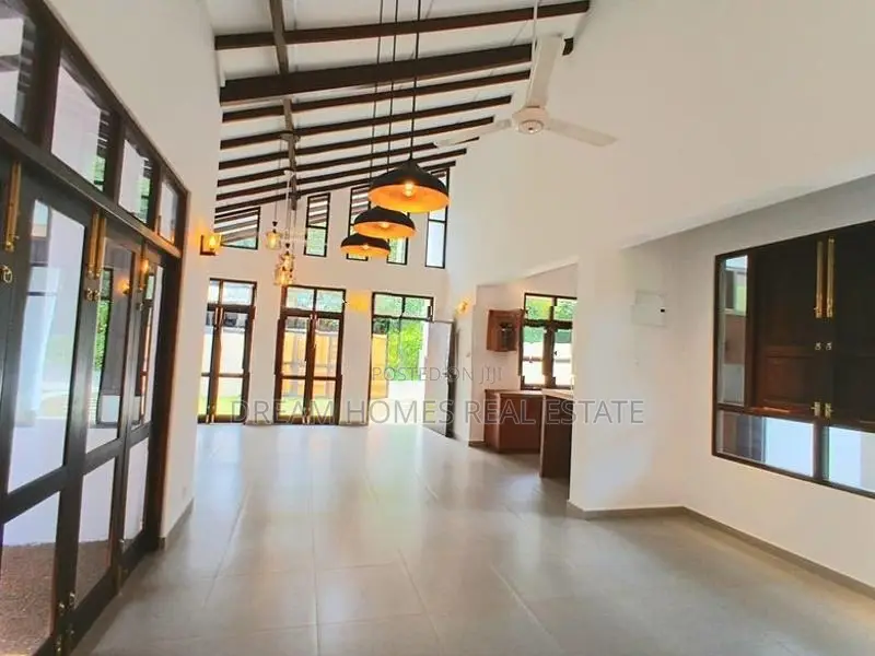 Brand New Modern House for Sale – Kahathuduwa, Piliyandala