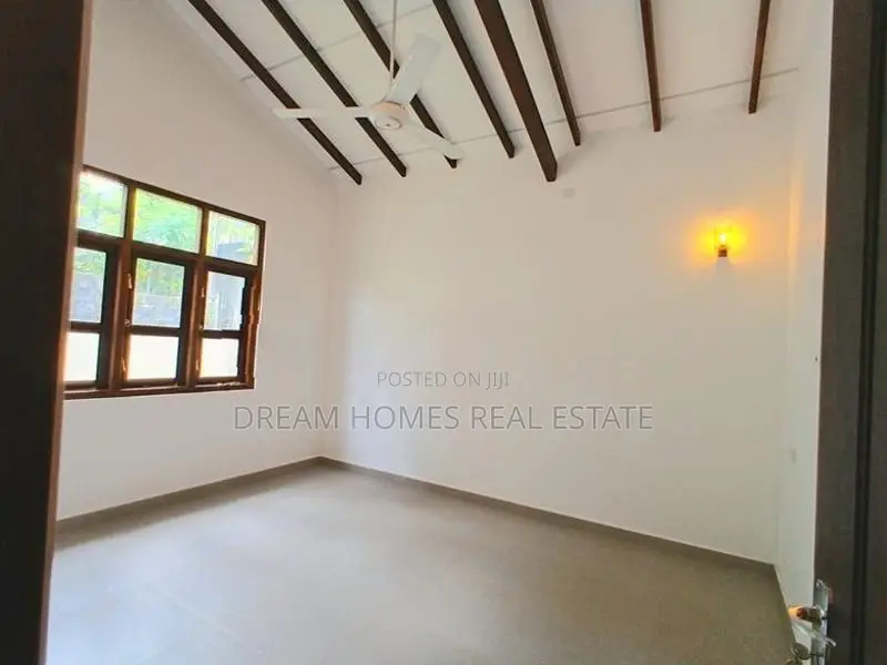 Brand New Modern House for Sale – Kahathuduwa, Piliyandala