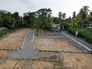 Meegoda Near Highlevel Land Plot Sale