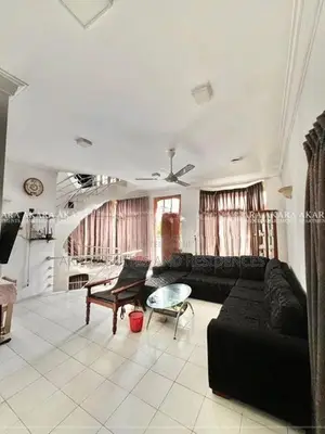 16 Perches - Furnished House for Rent HL52382