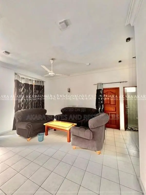 16 Perches - Furnished House for Rent HL52382