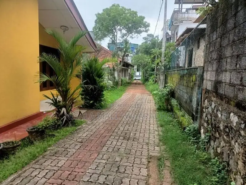 Valuable Land for Sale in Pannipitiya