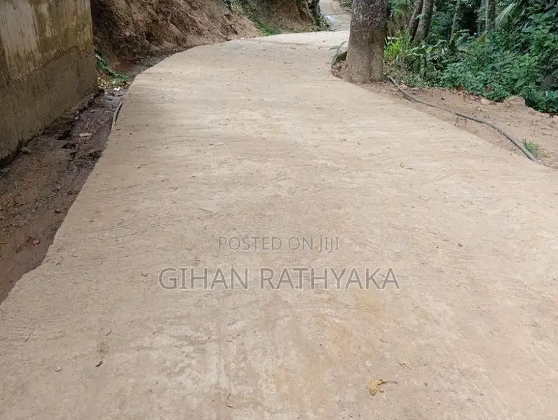 බදුල්ල , කන්දෙගෙදර නගරයේ වටිනා නිවසක් විකිණීමට