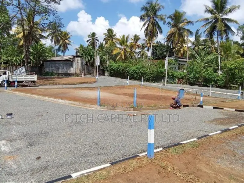 Meegoda Near Highlevel Land Plot Sale