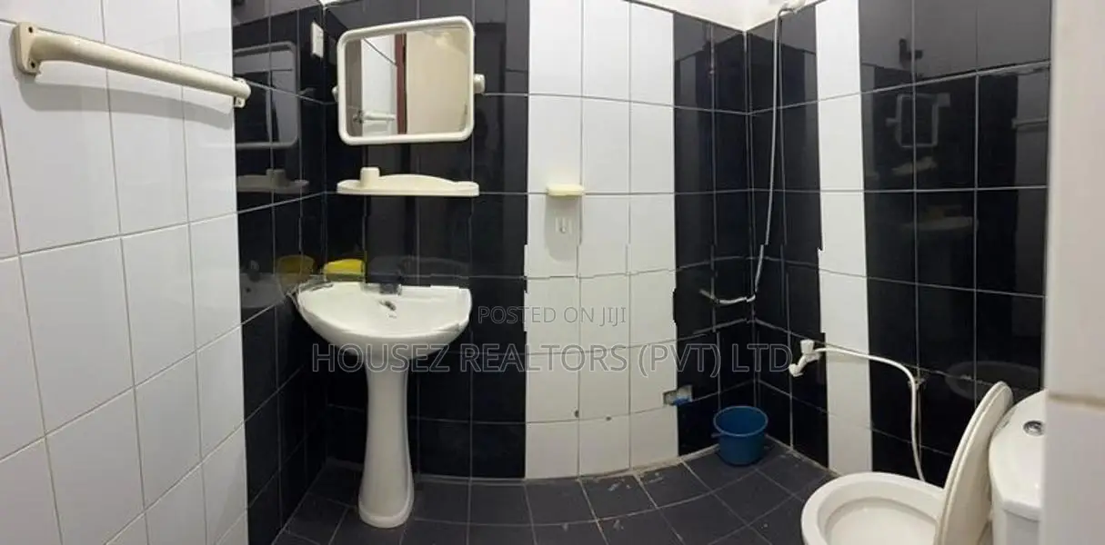 20-Room Guest House for Sale – Colombo 06