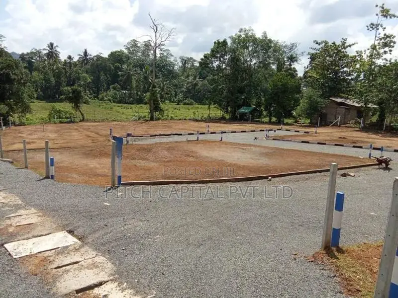 Meegoda Near Highlevel Land Plot Sale