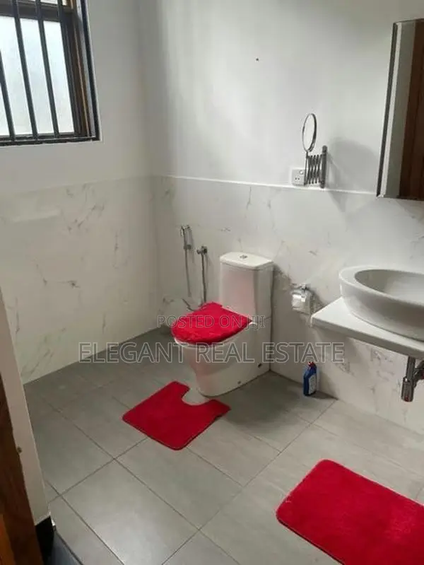 04 Bedroom Semi Furnished House for Rent in Battaramulla (A6168)