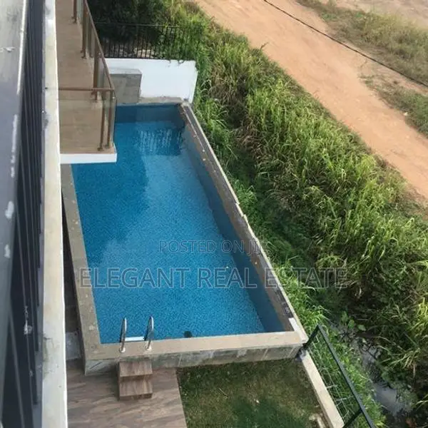 04 Bedroom Semi Furnished House for Rent in Battaramulla (A6168)